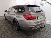Gebraucht BMW 330 Sport Line 252 PS (185 kW) 2017 Platinsilber Kombi