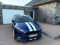 Usata Ford Focus ST 185 CV (136 kW) 2016 Blu Berlina