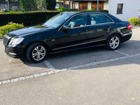 gebraucht Mercedes E220 CDI DPF BlueEFFICIENCY Automatik Avantgarde