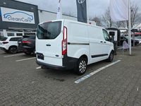 Gebraucht Ford Transit Custom 100 PS (73 kW) 2015 Weiß Van / Kleinbus