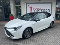 Gebraucht Toyota Corolla Style 179 PS (131 kW) 2019 (070) novaweiss perleffekt Limousine