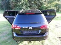 Gebraucht VW Golf VII Highline 150 PS (110 kW) 2014 Schwarz metallic Kombi