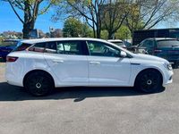 Gebraucht Renault Mégane IV Life 116 PS (85 kW) 2018 Weiß Limousine