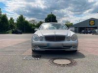 Gebraucht Mercedes E270 177 PS (130 kW) 2002 Silber Limousine