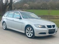 gebraucht BMW 320 i E90 * Steuerkette Neu * Panorama * Xenon *