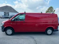 Gebraucht VW T6.1 102 PS (75 kW) 2019 Rot Van