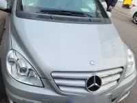 Gebraucht Mercedes B180 116 PS (85 kW) 2011 Silber Kleinwagen
