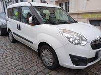 Second-hand Opel Combo 120 CP (88 kW) 2012 Alb Monovolum