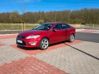 Gebraucht Ford Mondeo 162 PS (119 kW) 2013 Rot Kleinwagen