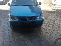 Gebraucht VW Polo 60 PS (44 kW) 2000 Blau Limousine
