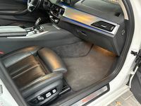Gebraucht BMW 520 2017 Weiß Kombi