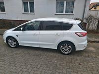 Gebraucht Ford C-MAX Titanium 150 PS (110 kW) 2017 Weiß Van / Kleinbus