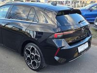 Gebraucht Opel Astra Ultimate 131 PS (96 kW) 2022 Diamant schwarz/karbon schwarz Kleinwagen