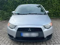Gebraucht Mitsubishi Colt 95 PS (69 kW) 2010 Silber Kleinwagen