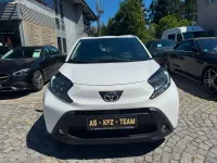 Gebraucht Toyota Aygo X X-play 72 PS (52 kW) 2022 Weiß SUV