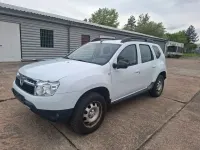 Używany Dacia Duster Lauréate 105 KM (77 kW) 2012 Biały SUV