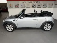 Gebraucht Mini Cooper Cabriolet 120 PS (88 kW) 2009 Pure silver (metallic) Cabrio
