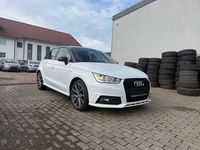 Gebraucht Audi A1 Sportback Basis 95 PS (69 kW) 2016 Weiß Kleinwagen