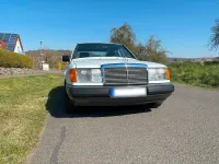 Gebraucht Mercedes E260 160 PS (117 kW) 1987 Weiß Limousine