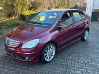 Gebraucht Mercedes B170 116 PS (85 kW) 2005 Rot Van / Kleinbus