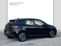 Używany Renault Clio V Equilibre 67 KM (49 kW) 2022 Czarny Hatchback