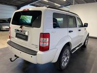 Gebraucht Dodge Nitro SXT 177 PS (130 kW) 2009 Weiß SUV