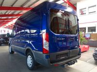 Gebraucht Ford Transit Trend 131 PS (96 kW) 2017 Blau Van / Kleinbus