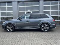 Gebraucht Audi SQ7 Competition 507 PS (372 kW) 2023 Daytonagrau perleffekt SUV