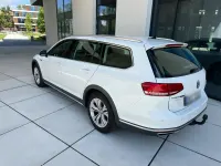 Gebraucht VW Passat Alltrack 190 PS (139 kW) 2016 Weiß Kombi