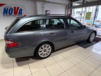 Gebraucht Mercedes E220 Classic 150 PS (110 kW) 2004 Grau Kombi