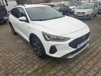 Gebraucht Ford Focus Active X 120 PS (88 kW) 2022 Weiß Limousine