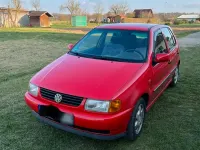 Brugt VW Polo 50 HK (36 kW) 1999 Rød Sedan