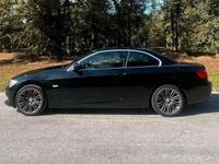 Gebraucht BMW 320 Cabriolet 170 PS (125 kW) 2011 Schwarz Cabrio