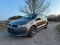 Gebraucht VW Polo 69 PS (50 kW) 2011 Grau Kleinwagen