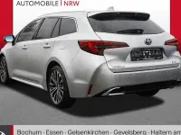 Neu Toyota Corolla 140 PS (102 kW) 2025 Silber Limousine