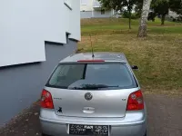 Gebraucht VW Polo Basis 64 PS (47 kW) 2004 Silber Kleinwagen