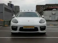 Gebraucht Porsche Panamera Turbo 519 PS (381 kW) 2013 Weiß Kleinwagen