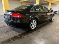 Second-hand Audi A4 Sport 143 CP (105 kW) 2010 Negru Berlinǎ