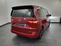 Gebraucht VW Multivan Life 150 PS (110 kW) 2024 Rot Van