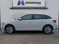 Gebraucht Skoda Scala 110 PS (80 kW) 2024 Moonweiss metallic Kleinwagen