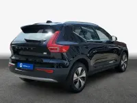 Gebraucht Volvo XC40 Core 211 PS (155 kW) 2022 Black stone SUV