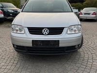 Gebraucht VW Touran 140 PS (102 kW) 2004 Grau Van / Kleinbus