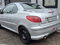 Gebraucht Peugeot 206 CC Platinum 109 PS (80 kW) 2003 Grau Cabrio