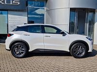 Neu Lexus LBX 136 PS (100 kW) 2025 Weiß SUV