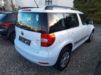 Gebraucht Skoda Yeti Active 105 PS (77 kW) 2015 Weiß SUV