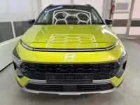 Gebraucht Hyundai Bayon Premium 100 PS (73 kW) 2024 Lucid lime dach schwarz 5n6 SUV