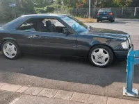 Gebraucht Mercedes E300 180 PS (132 kW) 1991 Schwarz Coupé