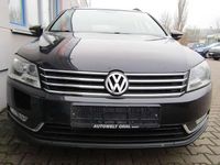 Gebraucht VW Passat Trendline 140 PS (102 kW) 2012 Deep black perleffekt Kombi