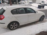 Gebraucht BMW 120 122 PS (89 kW) 2009 Weiß Kleinwagen
