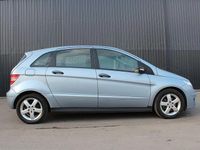 Gebraucht Mercedes B180 109 PS (80 kW) 2006 Blau Van / Kleinbus